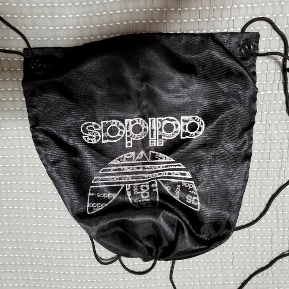 Adidas, reversible draw cord backpack. - Picture 2 of 2